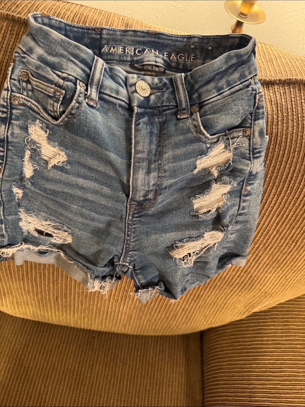 American Eagle Outfitters Women’s Ripped Mid-Blue High-Rise Denim Shorts Size 00